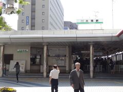 大垣駅の養老鉄道窓口、改札。
東海道線はすぐ近く。