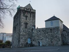 ローセンクランツの塔(Rosenkrantztårnet)と要塞ドック(Festningskaien)


http://www.bymuseet.no/?vis=202