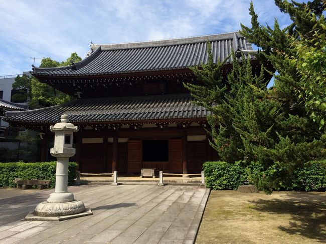 そして博多駅方向に歩いてまたまた5分くらいのところに承天寺があります。