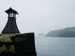 常燈の鼻

平戸の中心街には歴史的な遺物がたくさんあります。
天気が良ければゆっくり散策したいところですが、雨がひどくなってきたので写真だけ撮って移動します。