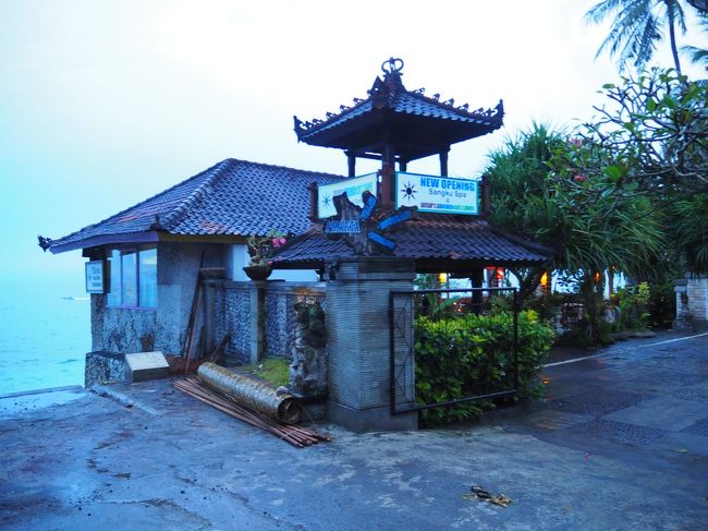 こちらは、Amartha Beach Inn Bungalows。