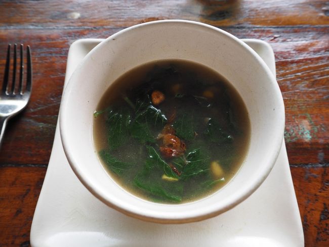 まず、スープ。