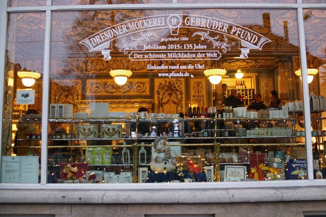 一階のショプで牛乳石けんや、エコバック、ポストカードなどを購入。<br /><br />ここもかわいい物がたくさんあったけど、持って帰れないので泣く泣くあきらめました。