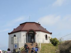 風の見える丘公園

加部島の丘の上にたつ風力エネルギーの情報発信拠点です。中には発電装置の模型などが展示されていましたが、展望台からの絶景目当てに訪れる人が多いようです。