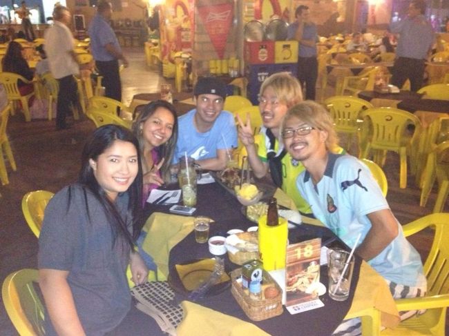 現地ならでわのお店に連れてってもらいました?