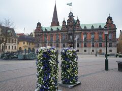 市庁舎(Rådhuset)と大広場(Stortorget)

http://www.radhusetuppsala.se/