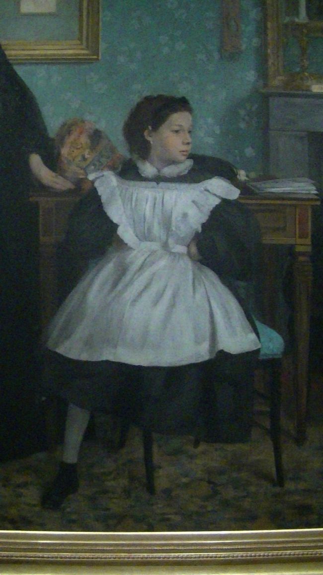 同上・<br /><br />当時はこんな服装だったのかしら？<br />おしゃまな感じ・・