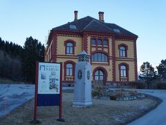オフォーテン博物館(Museum Nord - Ofoten Museum)と管理道路(Administrasjonsveien)

http://www.museumnord.no/