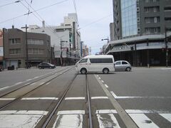 西町駅に到着。