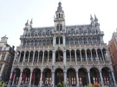 王の家。

前日は外からだけでしたが、この日は中に入りました。