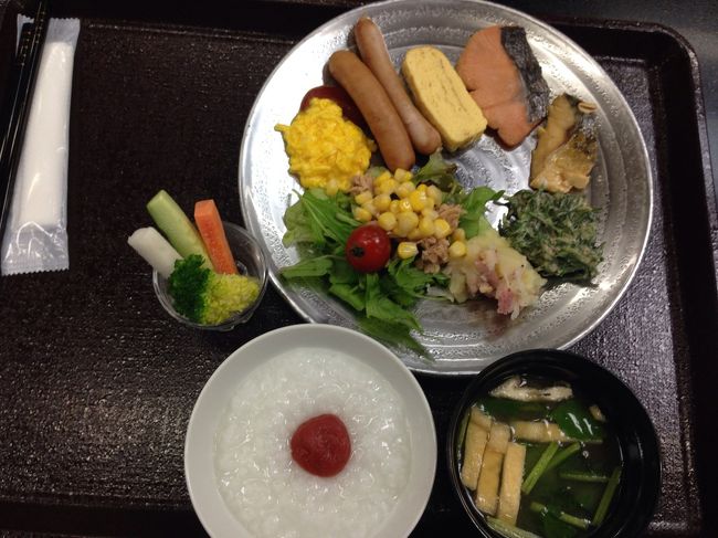 朝ごはんはビュッフェ