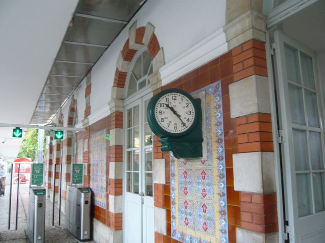 ホームもなかなか素敵です。