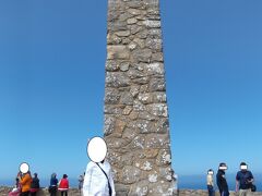 記念碑
ポルトガルの詩人(貴族）カモンイス
「ここに地果て、海始まる」と読んだところ
日本の作家も引用しています