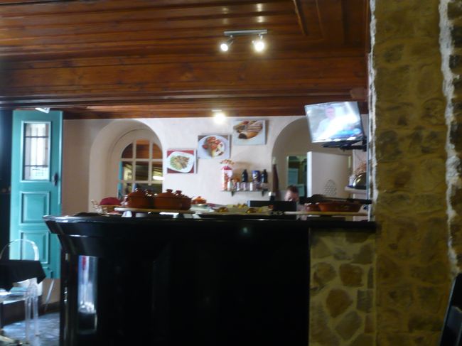 レストランブルゴに到着。<br />カジュアルなレストランのようです。