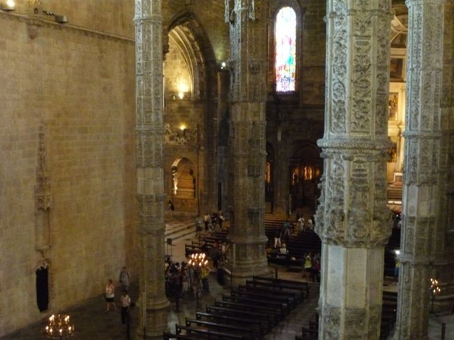 ２階建てになっています。