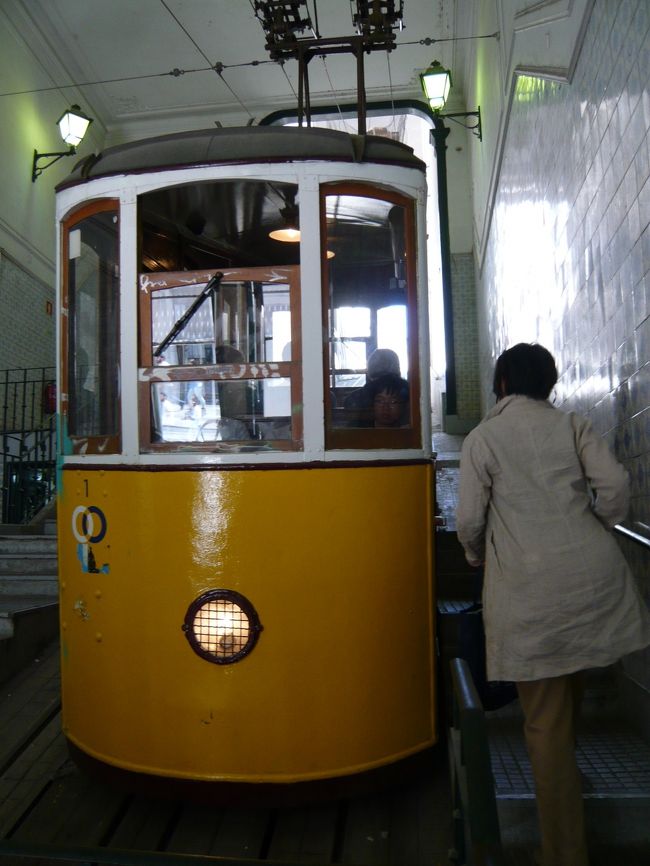 ピケのケーブルカー。