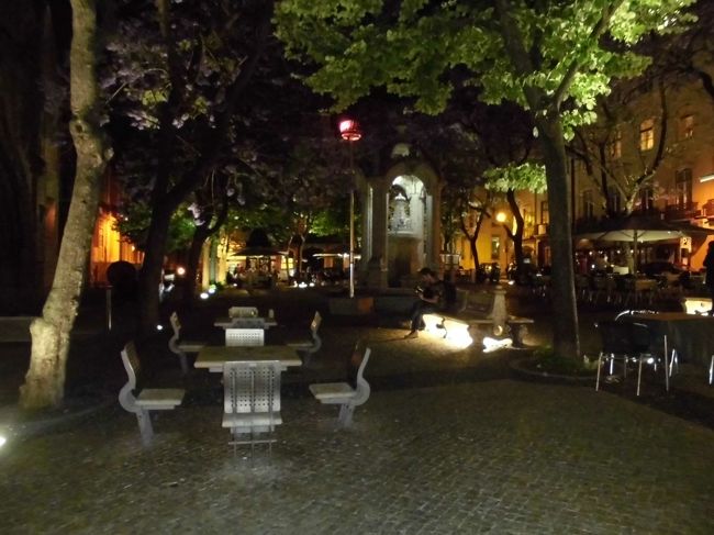 夜の街も素敵でした。