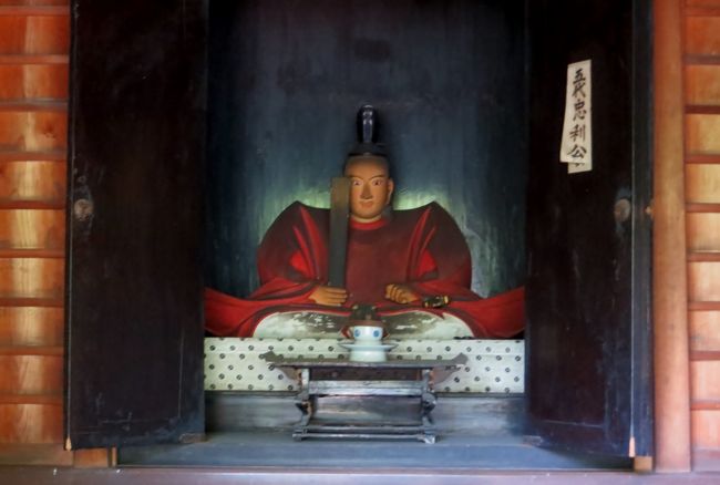 2015梅雨、三河の紫陽花：本光寺(4/4)：祖宗紀功碑(亀趺)、西廟所、 松平忠利公座像