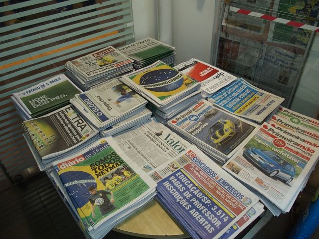 開幕戦朝の新聞