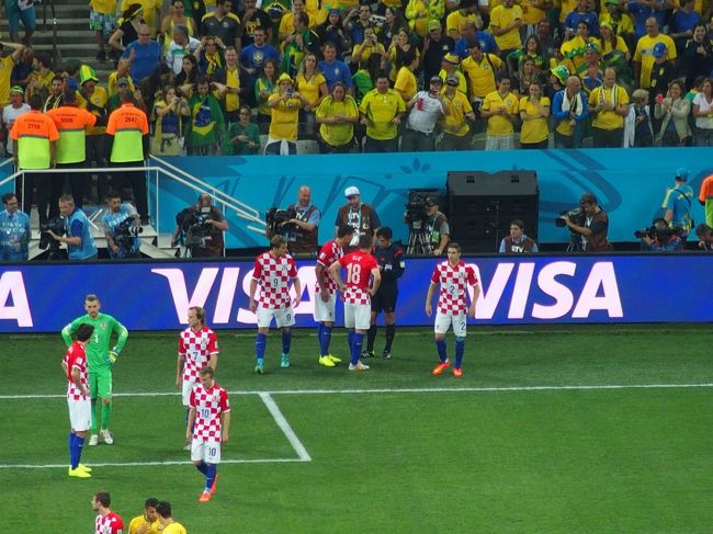 PKに激怒するCroatiaの選手