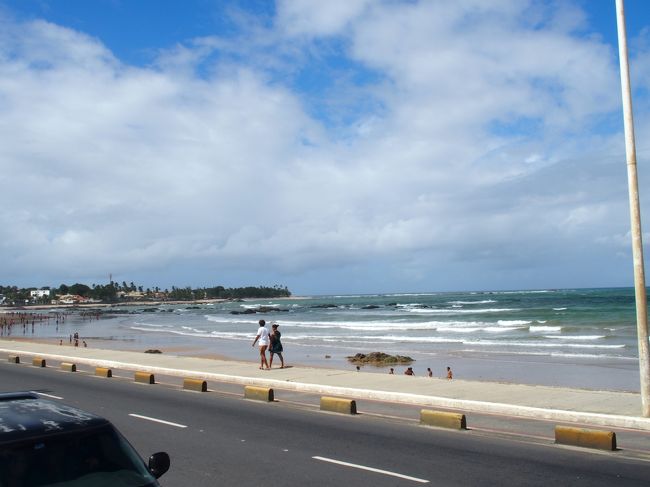 港町Salvadorの海岸線