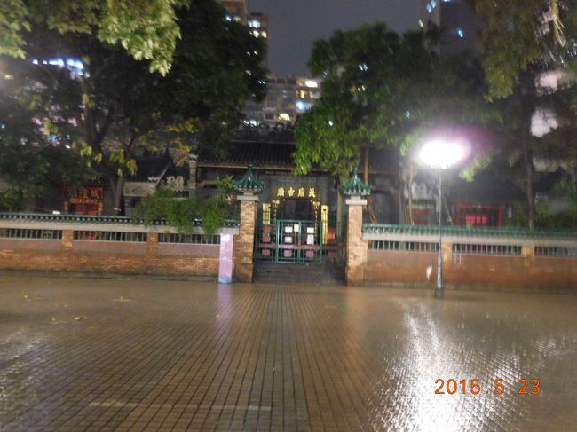 夜も遅く、見学できませんでしたが・・・