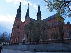 ウプサラ大聖堂(Uppsala domkyrka)とビショップ通り(Biskopsgatan)

http://www.svenskakyrkan.se/uppsaladomkyrkoforsamling/uppsala-domkyrka