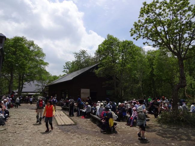 山ノ鼻に戻ってきました。ここも朝に通った時に比べると、かなりの人出です。<br />