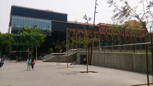 Arc De Triomf 駅近く