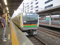 藤沢駅にて。東海道線東京経由高崎行き。
