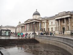 広場横にある、ナショナルギャラリーへ
こちらも無料wifiが飛んでて、日本にいる妹へLINE電話しました！本当にロンドンは便利ですね〜
