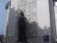 確か裁判所だと