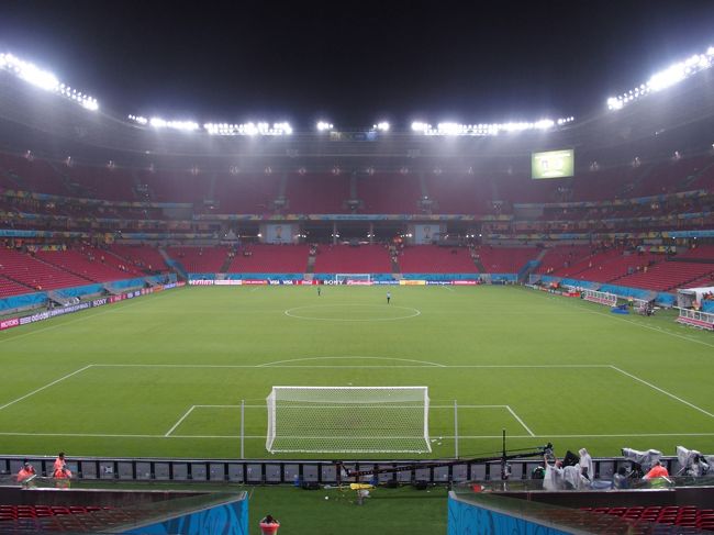 ゴル裏中央から見たスタジアム