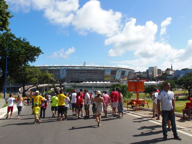 スタジアム到着。既にキックオフ20分前という（苦笑）