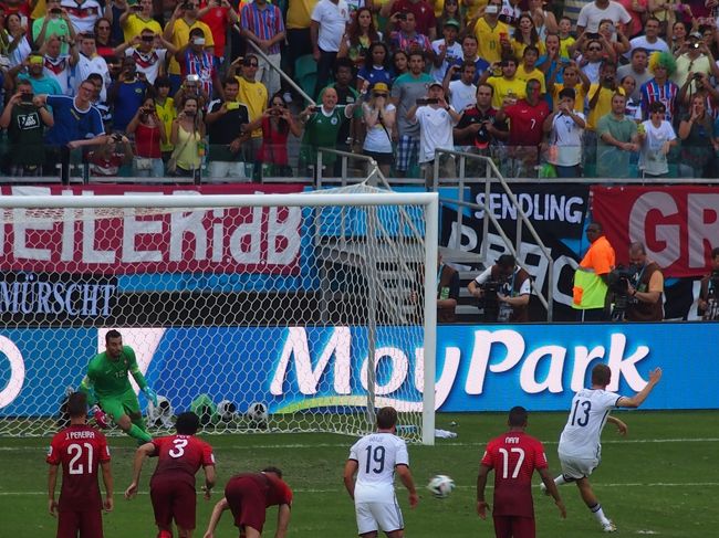 PKで早々と先制