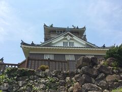 山を降りて越前大野城に行きました。

麓の駐車場から約20分で登れます。
ただここは写真を撮っておりました。