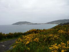 丘を越えると大西洋が見える。
久しぶりの海景色だ。