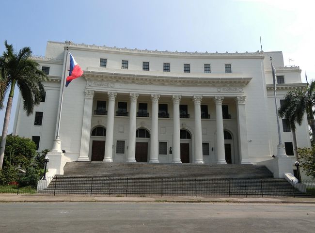 「国立博物館」がすぐ近くにあったが、こちらは展示が自然科学方面がメインなので、今回はそれほど興味を覚えず、見学はしなかった。次に訪れたところはメトロポリタン美術館である。<br /><br />＊「マニラで美術館や博物館巡りも亦楽しからずや ② ー Metoropolitan Museum（ 「メトロポリタン美術館」）篇」<br />　http://4travel.jp/travelogue/11024643<br />