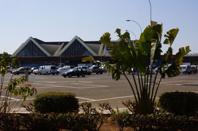 空港へ戻りました。