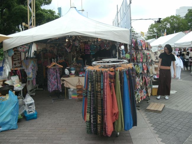 名古屋圏にこれほど多くのタイ人が在住してるのは驚きですが参加者の２〜３割は居たかな？