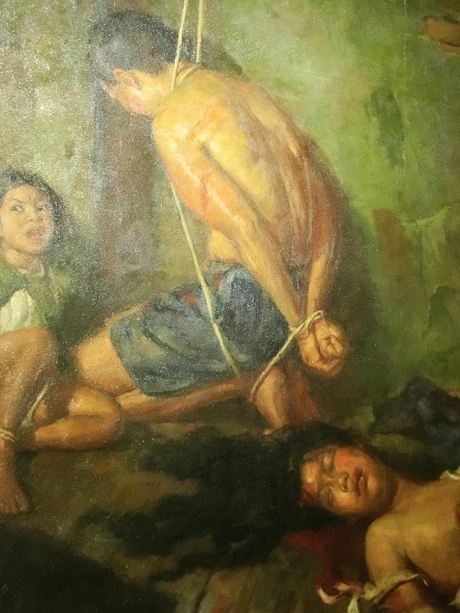 太平洋戦争中の日本軍の蛮行を描いた作品がたくさんあり、目をそむけたくなるものばかりだ。<br /><br />タイトル : Doomed Family <br />制作者 : Dominador Castailene<br />制作年 : 1945年　