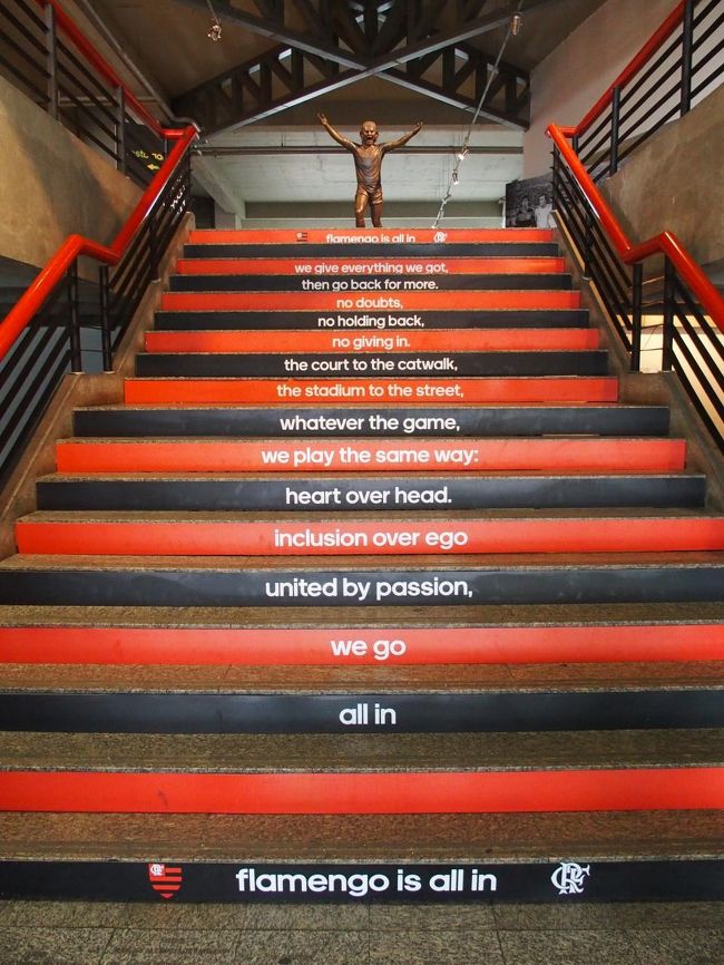 adidasのキャッチフレーズ