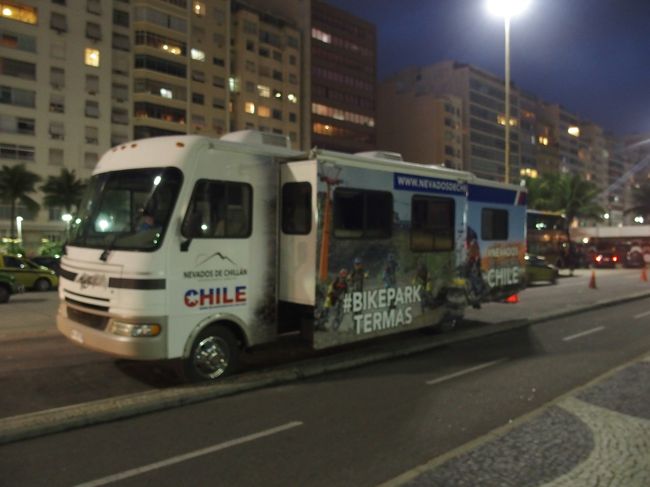 チレから走ってきたキャンピングカー。次の試合会場São Pauloは見どころがないので、直前までここにいるのだろう
