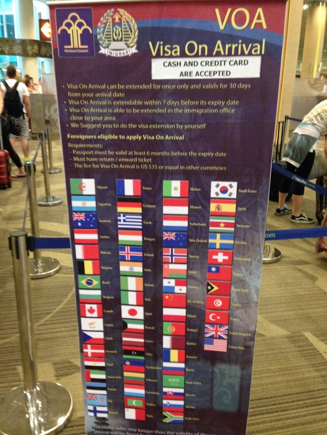 入国の時点でビザが無料になっていることを知らず３５ドル払おうとしたら、「JapaneseFree」とうれしい一言。<br />