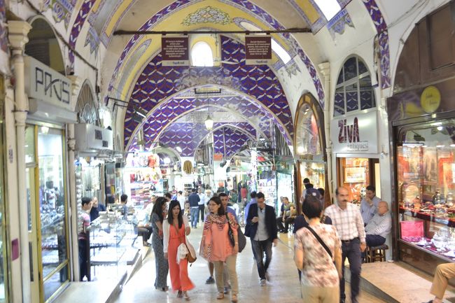 バザール内です。