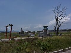 石巻復興マラソン　ウォーキングの部
津波とその後の火災で何もなくなった南浜町
震災復興祈念公園になる計画だそうです。

遠くに日本製紙石巻工場 が見えています。