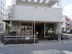 直営店の石垣ペンギンさんですっと買えました。