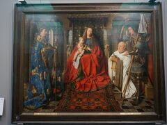 続いて通リから一本中に入ったところにあるグルーニング美術館。
ここもミュージアムカード使用可。

この絵は有名な絵(by　wiki)らしい。
ベルギーに入ってから宗教画ばかりで飽きたなぁ、オランダ絵画は見てて飽きないのに、

この美術館は大きくないので20〜30分ぐらいで見て回れます。
実際、私も雨宿りのために入ったようなものです。

