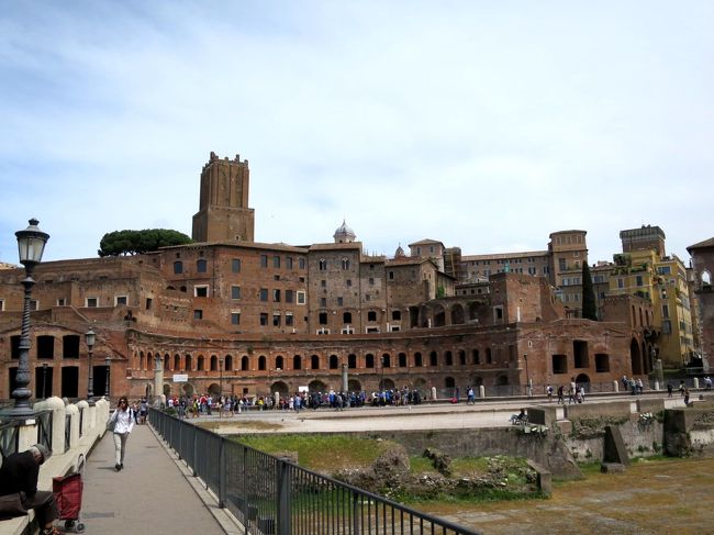 イタリア南部から中部へ 気まま旅15 15 ローマ 2日目 クリプタ バルビ トラヤヌスの市場 ローマ イタリア の旅行記 ブログ By めておら さん フォートラベル イタリア南部から中部へ 気まま旅15 15 ローマ 2日目 クリプタ バルビ トラヤヌスの市場 ローマ イタリア の旅行記 ブログ By めておら さん フォートラベル
