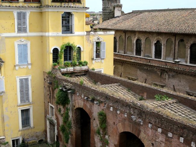 イタリア南部から中部へ 気まま旅15 15 ローマ 2日目 クリプタ バルビ トラヤヌスの市場 ローマ イタリア の旅行記 ブログ By めておら さん フォートラベル イタリア南部から中部へ 気まま旅15 15 ローマ 2日目 クリプタ バルビ トラヤヌスの市場 ローマ イタリア の旅行記 ブログ By めておら さん フォートラベル